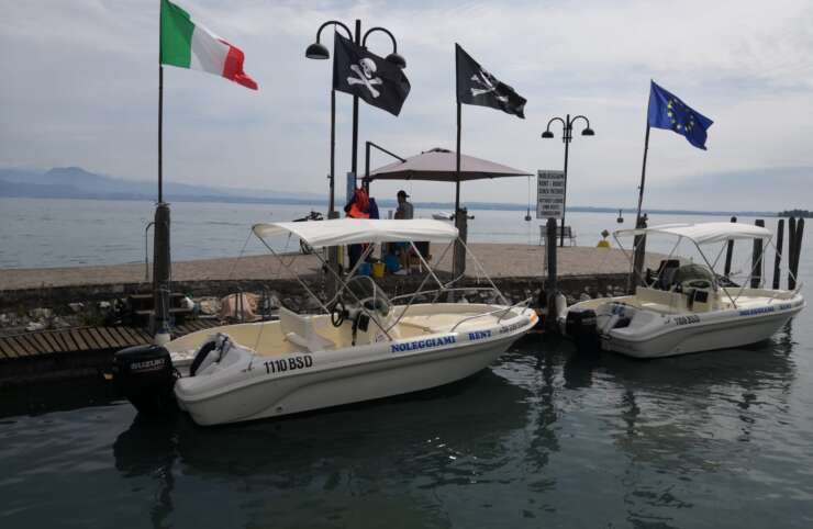 Motoscafo Ranieri Shark 19